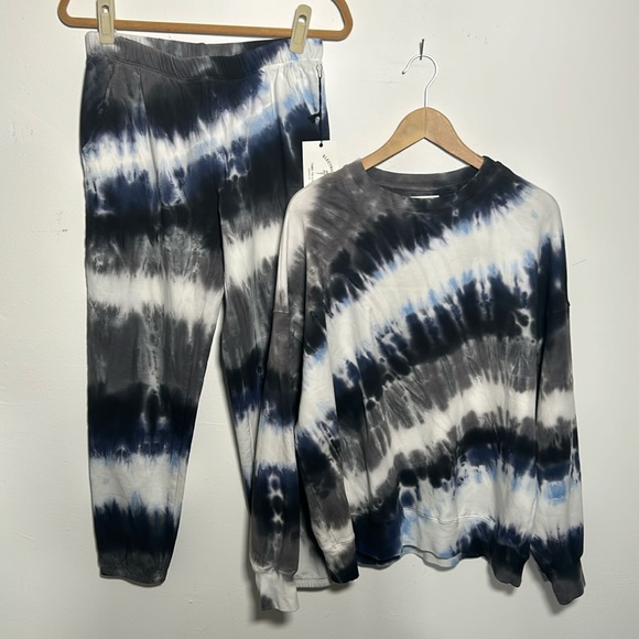 Electric & Rose Tops - Electric & Rose Two Piece Atlas Sweatshirt and Justice Sweatpants Set NWT